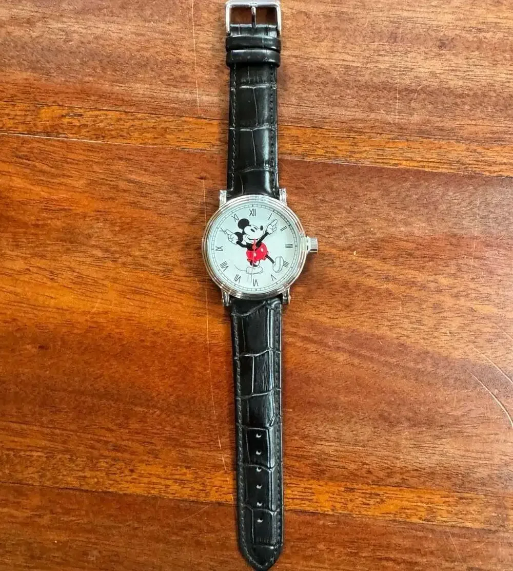 Disney Mickey Mouse Watch Roman Numerals Genuine Leather WatchFactory New